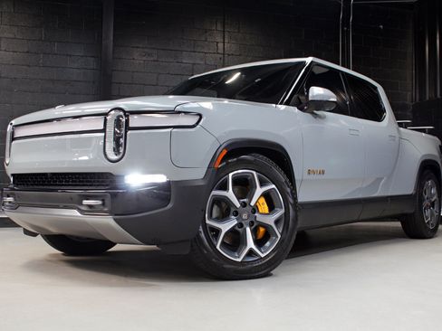 Used 2022 Rivian R1T Adventure AWD/4WD image 98