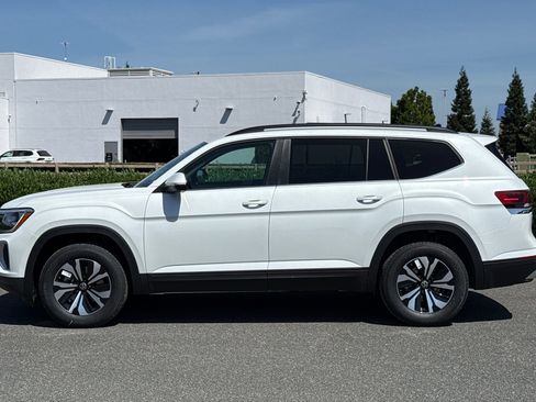 New 2026 Volkswagen Atlas SE FWD image 7