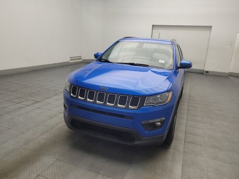 Used 2019 Jeep Compass Latitude FWD image 15