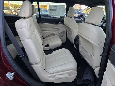 New 2025 Jeep Grand Cherokee L Limited w/ Trailer Tow Package image 12