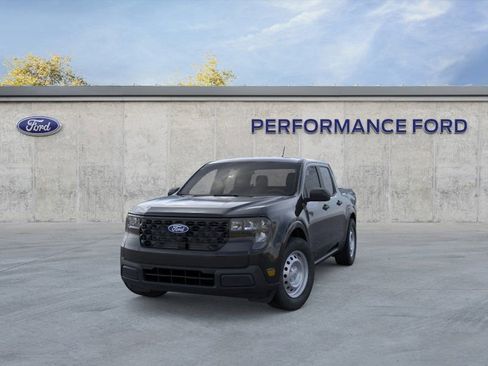 New 2025 Ford Maverick XL image 2