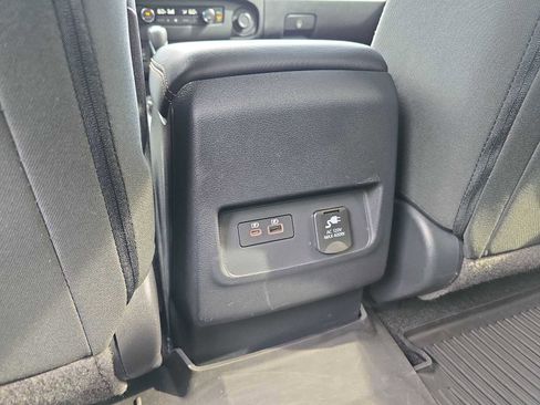 Used 2023 Nissan Frontier PRO-4X w/ Pro Convenience Package image 21