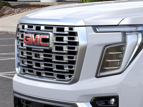 New 2026 GMC Yukon XL Denali image 13