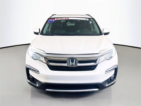 Used 2019 Honda Pilot Touring image 2