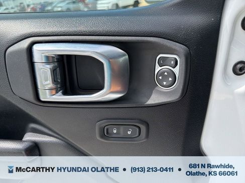 Used 2021 Jeep Wrangler Unlimited Sport AWD/4WD image 37