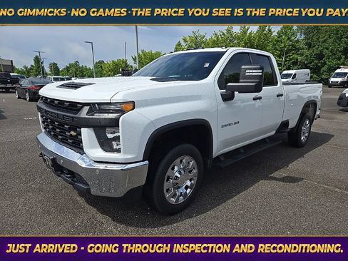 Used 2022 Chevrolet Silverado 2500 W/T w/ WT Convenience Package AWD/4WD image 3