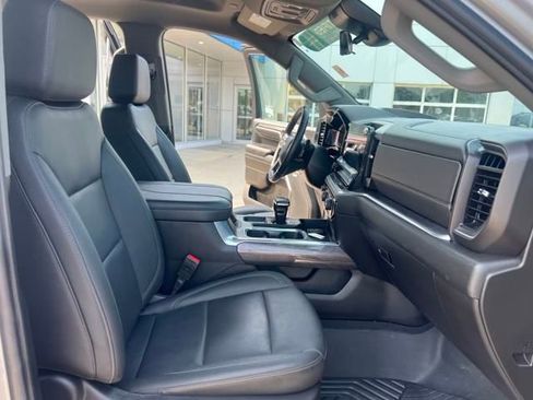 Certified 2024 Chevrolet Silverado 1500 LTZ image 17