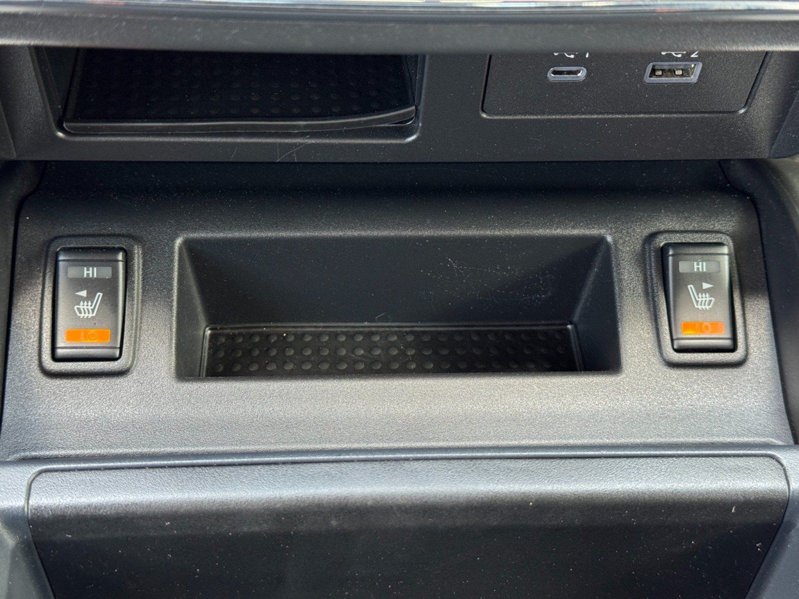 Used 2021 Nissan Titan SV w/ SV Convenience Package RWD image 26