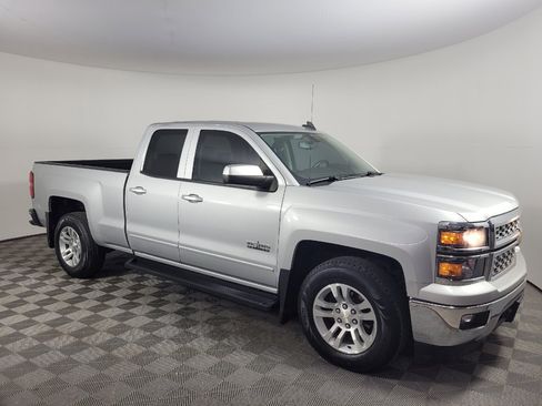 Used 2015 Chevrolet Silverado 1500 LT w/ Texas Edition, 1LT Trim RWD image 11