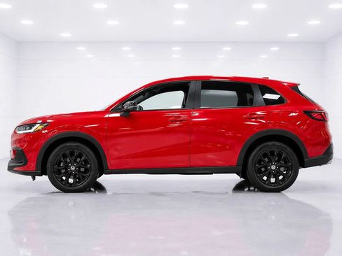 Used 2025 Honda HR-V Sport image 2