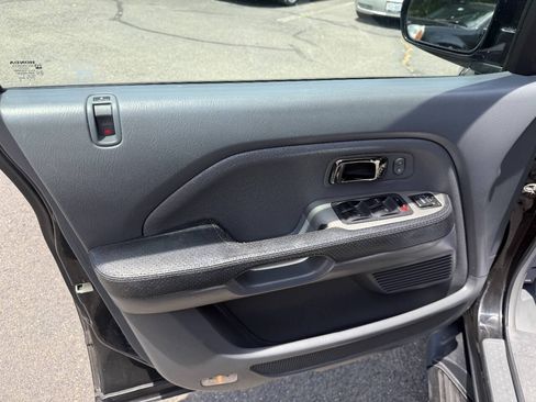 Used 2003 Honda Pilot EX image 9