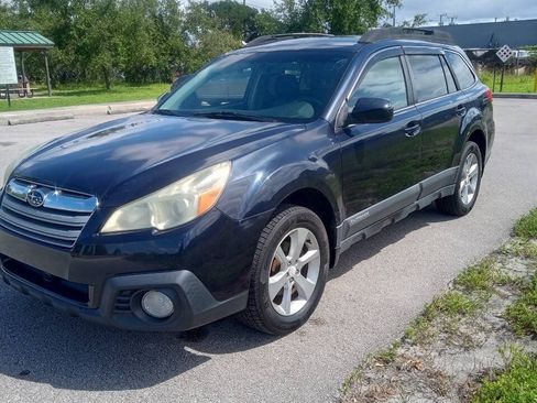Used 2014 Subaru Outback 2.5i Premium w/ Popular Package #1A AWD/4WD image 2