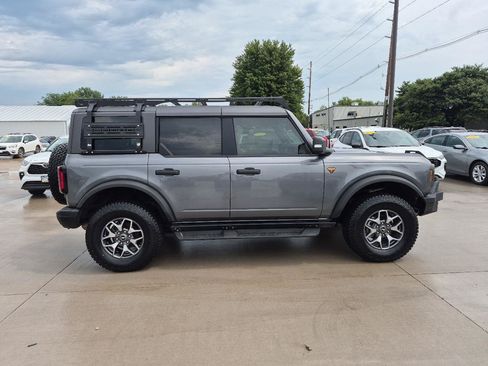 Used 2024 Ford Bronco Badlands AWD/4WD image 5