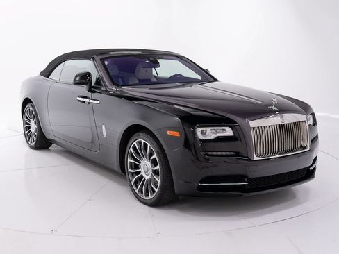Certified 2018 Rolls-Royce Dawn RWD image 16