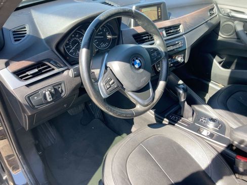 Used 2017 BMW X1 sDrive28i image 4