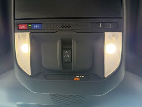 Used 2025 Subaru Forester Premium image 25