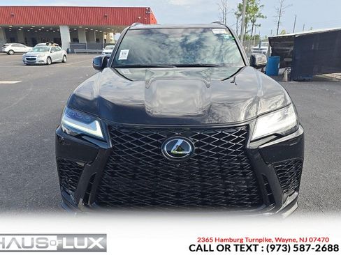 Used 2023 Lexus LX 600 F Sport w/ Accessory Package (Z1) AWD/4WD image 3