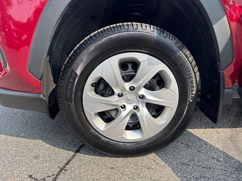 Used 2023 Toyota RAV4 LE AWD/4WD image 43
