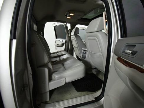 Used 2009 Chevrolet Silverado 3500 LTZ w/ LTZ Plus Package image 24