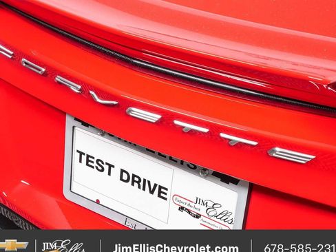 Used 2024 Chevrolet Corvette Z06 w/ Chrome Exterior Badge Package RWD image 32