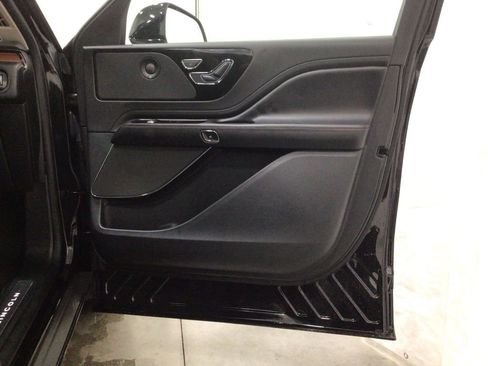 Used 2021 Lincoln Aviator Reserve w/ Elements Package Plus image 49
