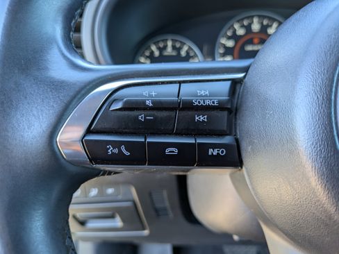 Used 2024 MAZDA MAZDA3 s image 27