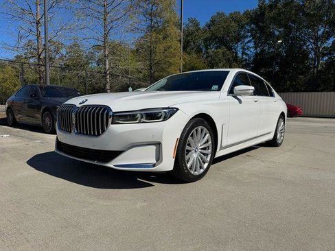 Used 2020 BMW 740i image 3