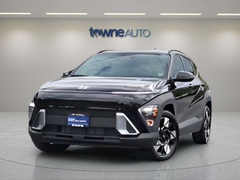 Used 2025 Hyundai Kona SEL FWD image 10