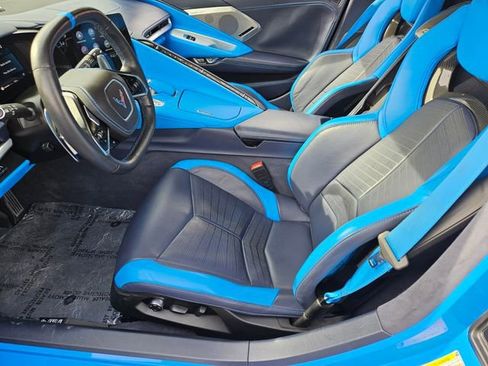 Used 2022 Chevrolet Corvette Stingray Premium Conv w/ Z51 Performance Package image 7