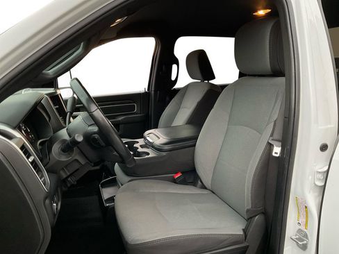 Used 2024 RAM 3500 Big Horn image 25