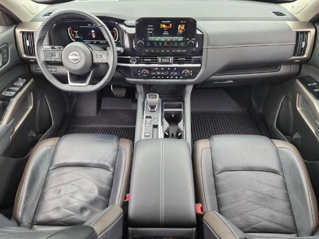 Certified 2024 Nissan Pathfinder Platinum w/ Cargo Package FWD image 20