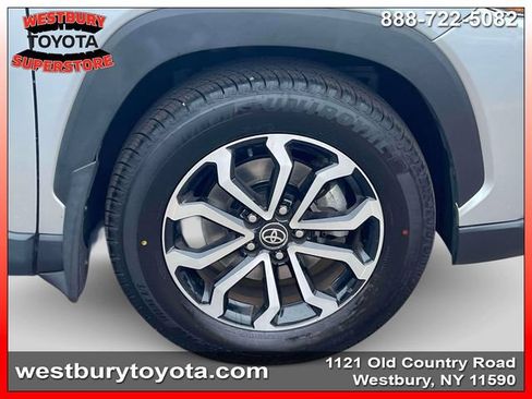 Used 2023 Toyota Corolla Cross AWD Hybrid image 14