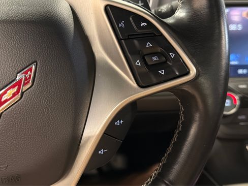 Used 2017 Chevrolet Corvette Stingray Coupe w/ 1LT RWD image 23