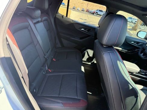 New 2026 Chevrolet Equinox RS image 16
