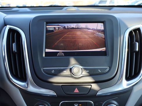 Used 2020 Chevrolet Equinox L image 20