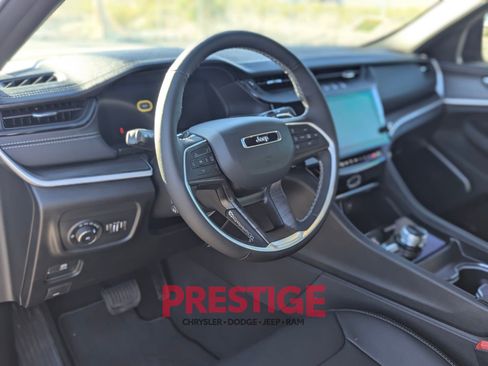 New 2026 Jeep Grand Cherokee Limited AWD/4WD image 12