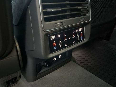 New 2026 Audi RS Q8 performance image 25