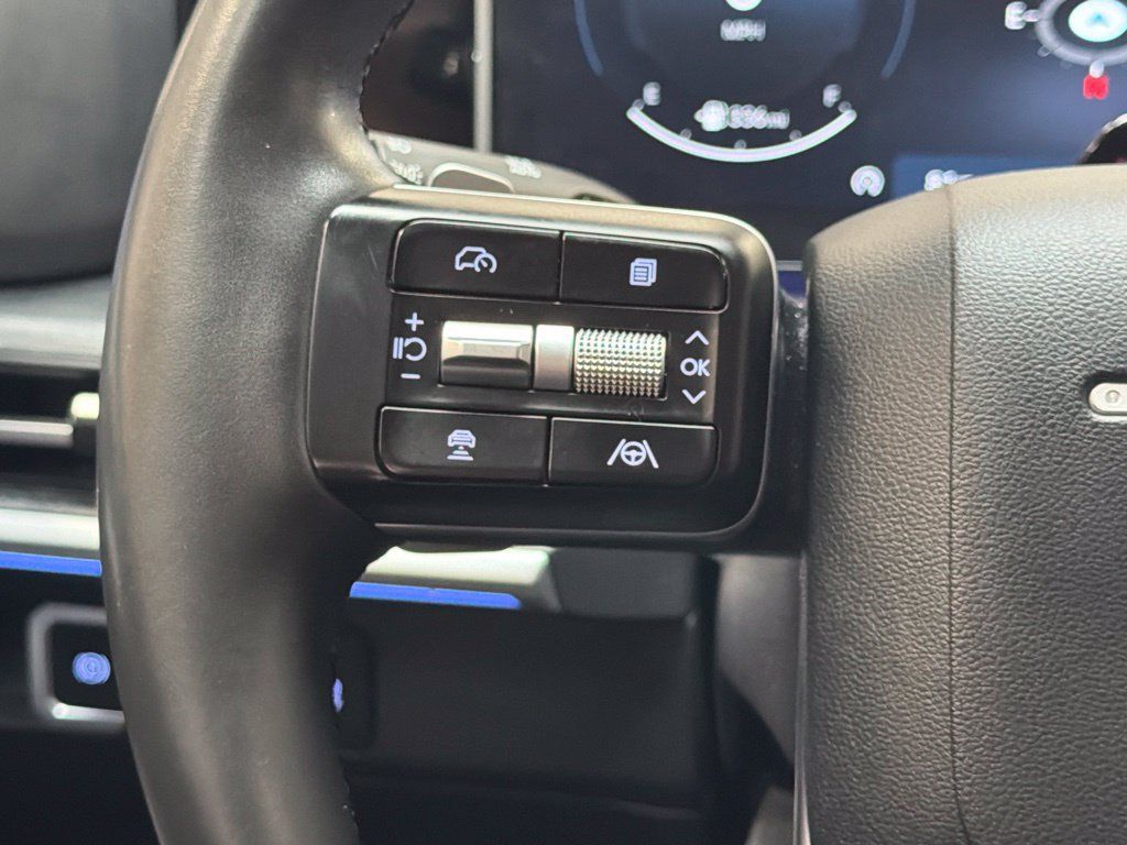 Certified 2024 Hyundai Santa Fe Limited AWD/4WD image 22