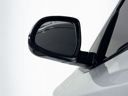 Used 2022 BMW X3 xDrive30i w/ M Sport Package image 5