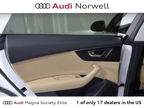 Used 2023 Audi Q8 Premium Plus w/ Premium Plus Package AWD/4WD image 21