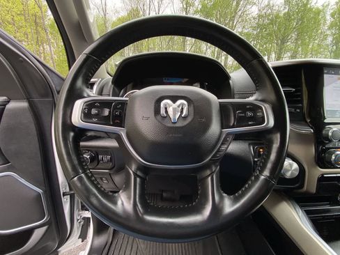 Used 2022 RAM 1500 Laramie AWD/4WD image 57
