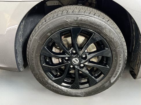 Used 2018 Nissan Sentra S w/ S Midnight Style Package FWD image 26