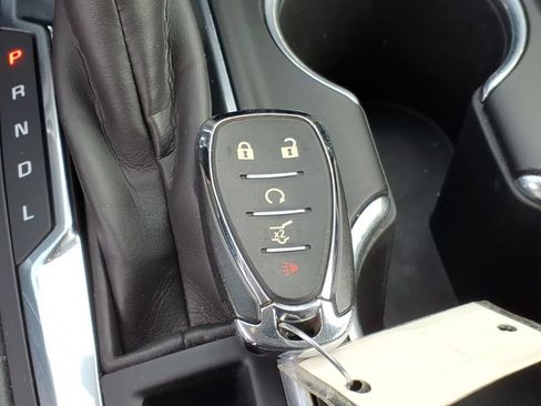 Used 2022 Chevrolet Equinox LT FWD image 21