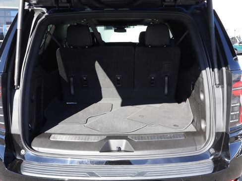 Certified 2025 Chevrolet Suburban Z71 w/ Sun And Tow Package image 34