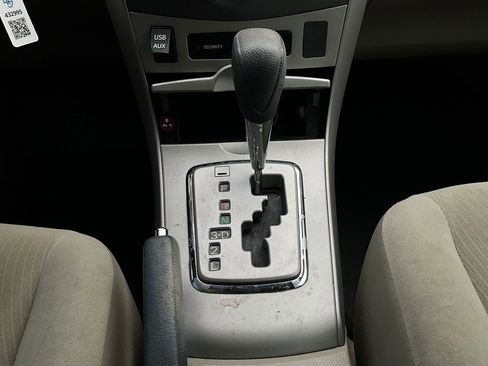 Used 2013 Toyota Corolla LE image 20