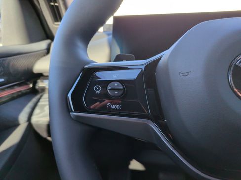 New 2026 BMW 530i w/ Premium Package image 22