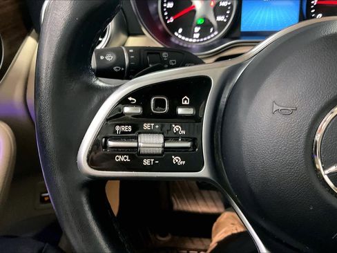 Used 2022 Mercedes-Benz GLC 300 4MATIC image 19