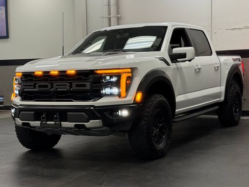 Used 2024 Ford F150 Raptor AWD/4WD image 5