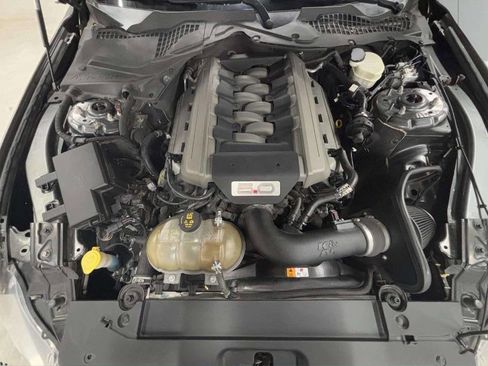 Used 2015 Ford Mustang GT image 12