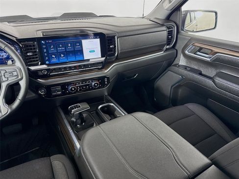 Used 2023 Chevrolet Silverado 1500 LT Trail Boss w/ Protection Package image 23
